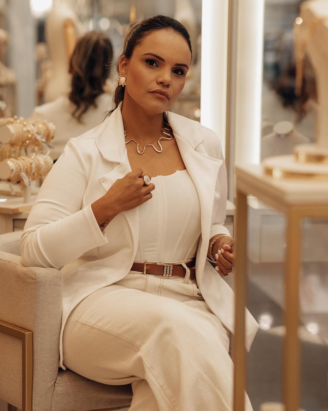Lais Aline — Retrato Corporativo