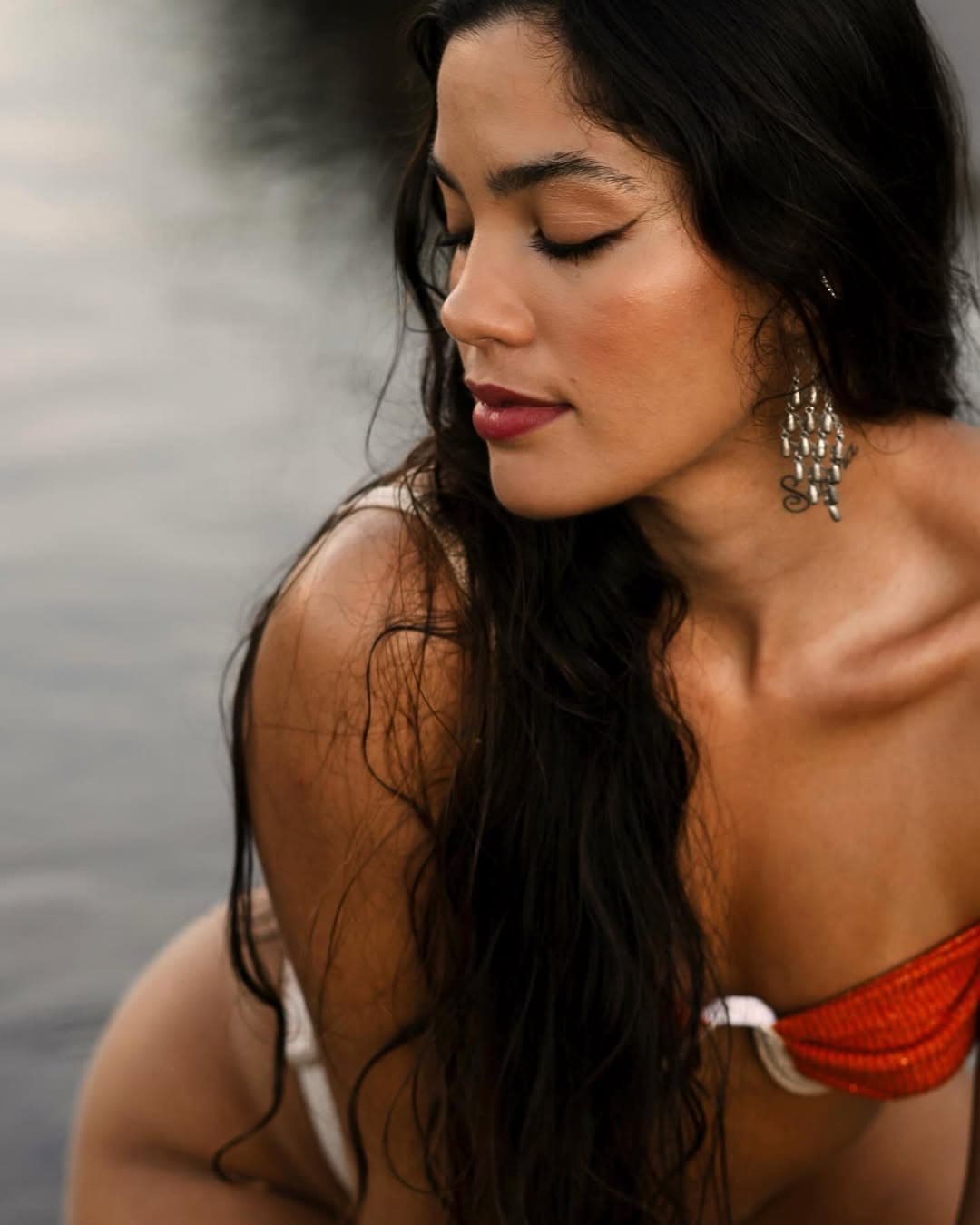 Esmeralda Santana — Editorial Beachwear